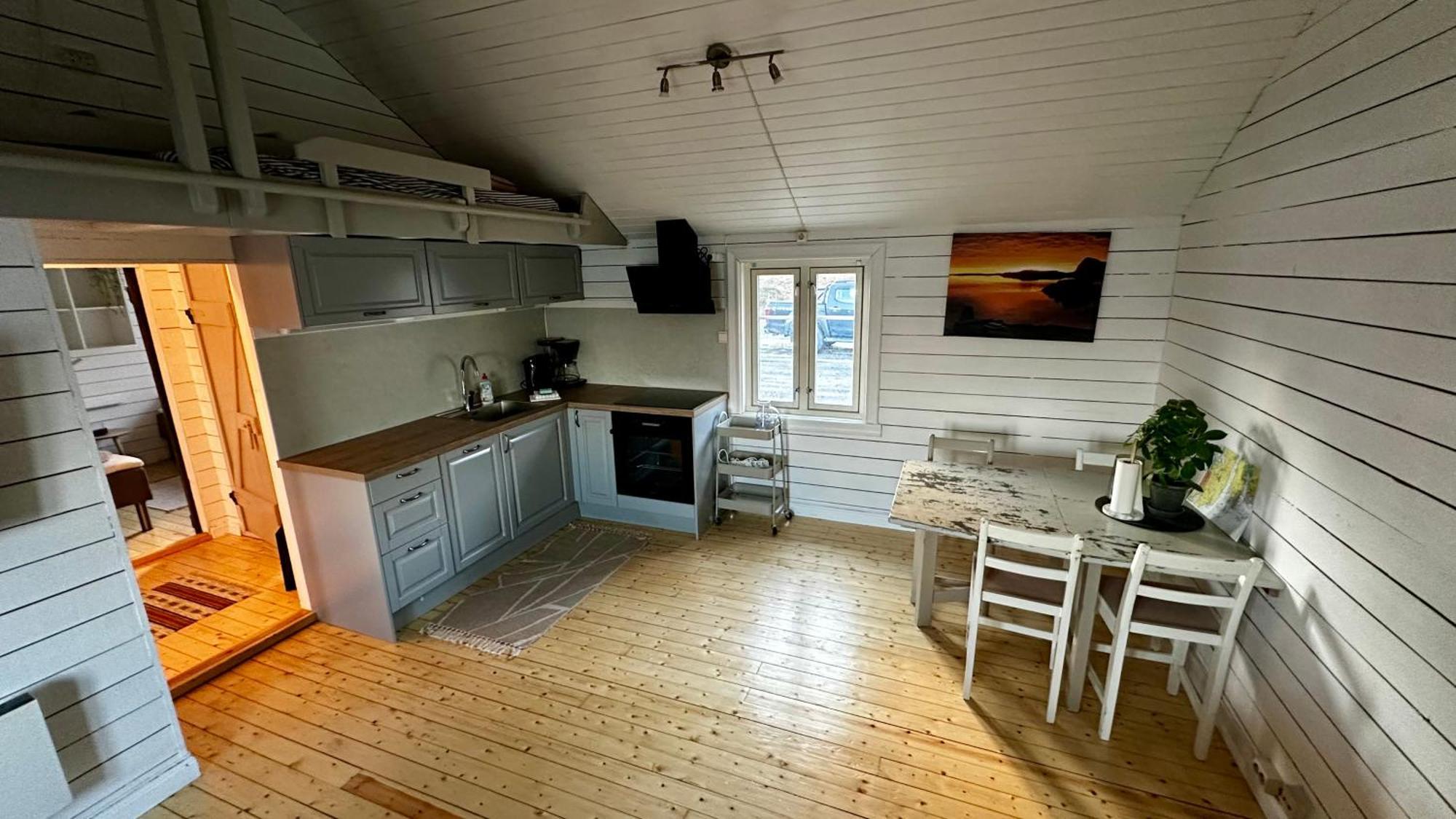 Lofoten Havfiske Leknes Exterior photo